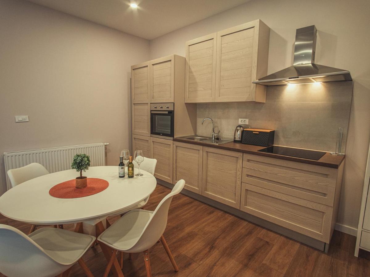 Apartmani Infinity Osijek Eksteriør bilde