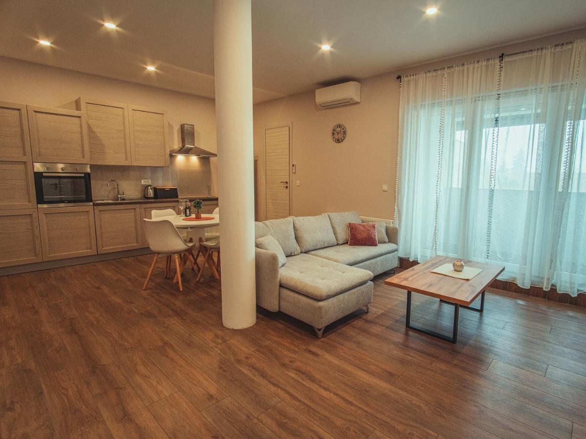 Apartmani Infinity Osijek Eksteriør bilde